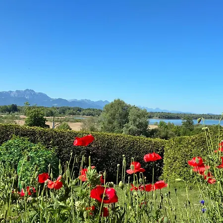Pensión Haus Chiemseeblick 3*