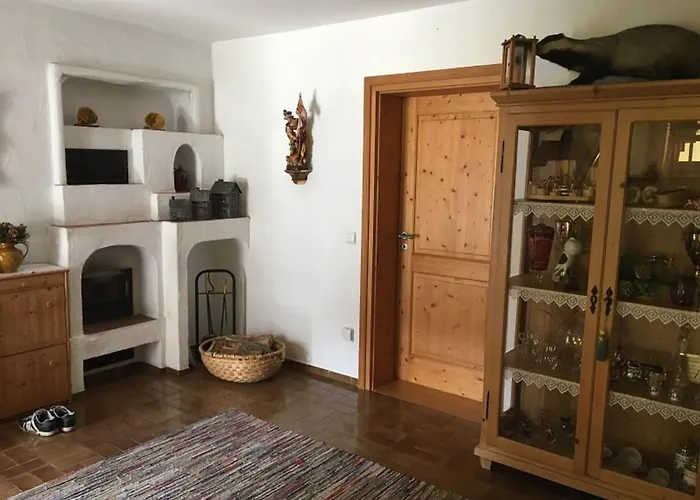 بيت ضيافة Haus Chiemseeblick 3*